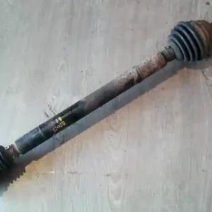 VW POLO III. 94-99 Jobb első féltengely bontott alkatrész Korlátozott ajánlat