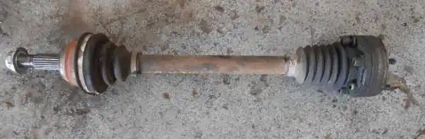 VW POLO IV. 99-02 Bal első féltengely bontott alkatrész Legjobb ár