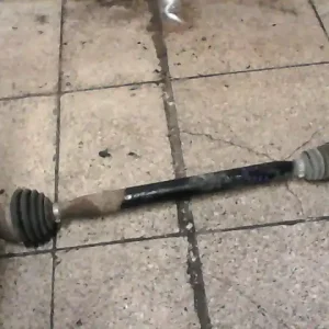 VW POLO IV. 99-02 Jobb első féltengely bontott alkatrész Újdonság