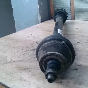 VW POLO V. 02-05 Jobb első féltengely 1,4d bontott alkatrész Alacsony ár