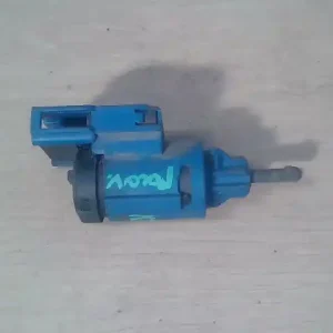 VW POLO V. 02-05 Kuplung pedál kapcsoló bontott alkatrész Biztonságos vásárlás