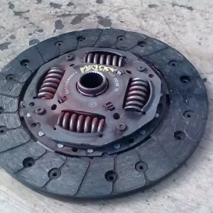 Alacsony ár VW POLO V. 02-05 Kuplung tárcsa 1,4d bontott alkatrész