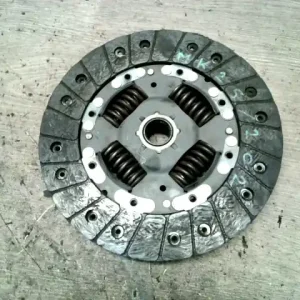 VW T4 -96 Kuplung tárcsa 1.9 d bontott alkatrész Kedvezményes ár