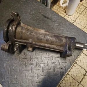 Utolsó esély VW T4 96- Féltengely tartó megtámasztó jobb első 2.5d bontott alkatrész