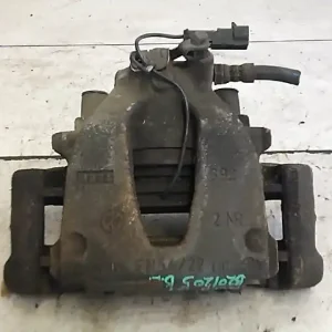 ALFA ROMEO 147 00.10-04.10 Bal első féknyereg munkahengerrel 1.6ibontott alkatrész Kedvezmény