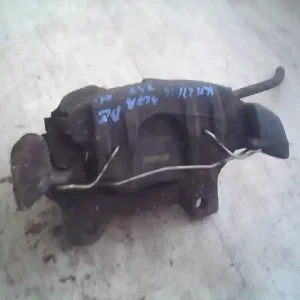 Olcsóbb ALFA ROMEO 147 00.10-04.10 Bal első féknyereg munkahengerrel 1.6i bontott alkatrész