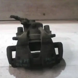 ALFA ROMEO 145 Jobb első féknyereg munkahengerrel hűtőtt tárcsa bontott alkatrész Legkelendőbb