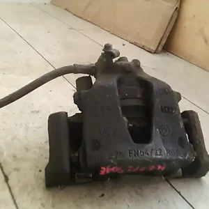 Bestseller ALFA ROMEO 147 00.10-04.10 Jobb első féknyereg munkahengerrel 1.6i bontott alkatrész