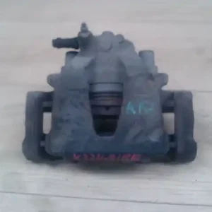 ALFA ROMEO 147 00.10-04.10 Jobb első féknyereg munkahengerrel 1.6i bontott alkatrész Outlet