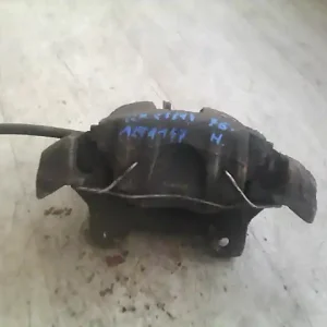 ALFA ROMEO 147 00.10-04.10 Jobb első féknyereg munkahengerrel 1.6i bontott alkatrész Kiárusítás