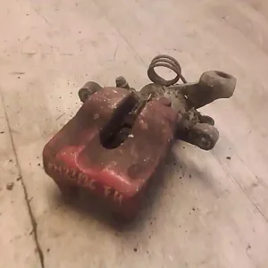 ALFA ROMEO 156 97-03 Jobb hátsó féknyereg munkahengerrel 1.9d bontott alkatrész Gyors kiszállítás