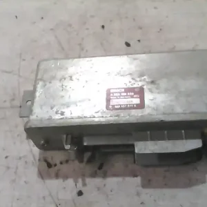 AUDI 80 91-94 Abs vezérlő elektronika bontott alkatrész Gyors kiszállítás