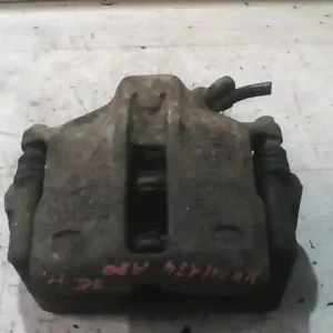 AUDI 80 91-94 Jobb első féknyereg munkahengerrel bontott alkatrész Olcsó