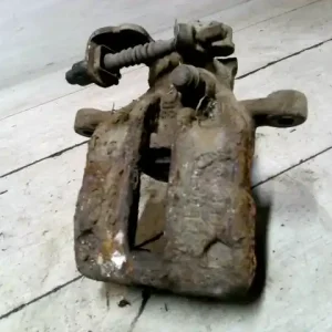 Újdonság AUDI 80 91-94 Jobb hátsó féknyereg 2.6i kombi bontott alkatrész