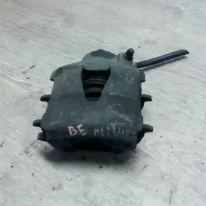 Expressz szállítás AUDI A3 96-00 Bal első féknyereg munkahengerrel bontott alkatrész