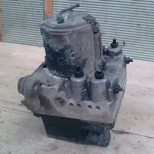 Újdonság AUDI A4 94-98 Abs kocka1.6i bontott alkatrész