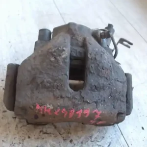 AUDI A4 98-01 Jobb első féknyereg munkahengerrel 1.9d bontott alkatrész Különleges ajánlat