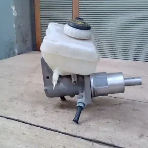 Exkluzív ajánlat AUDI A6 2014.10.01-18.05.31 Főfékhenger 2.0d bontott alkatrész