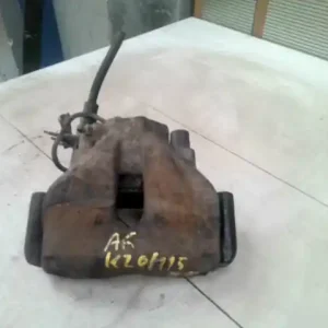 Outlet AUDI A6 97-04 Bal első féknyereg munkahengerrel 2.5tdibontott alkatrész