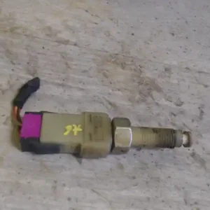 AUDI A6 97-04 Féklámpa pedál kapcsoló bontott alkatrész Korlátozott ajánlat