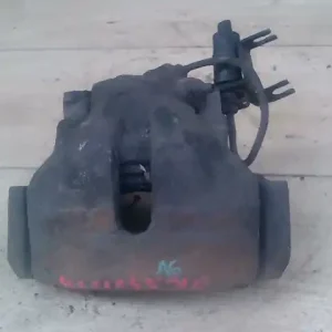 AUDI A6 97-04 Jobb első féknyereg munkahengerrel 2.5tdi bontott alkatrész Expressz kézbesítés