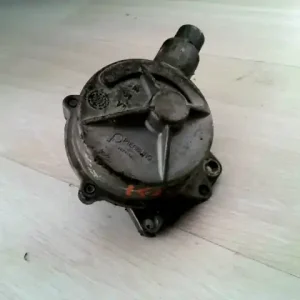 AUDI A6 97-04 Vákuumpumpa 2.5tdi bontott alkatrész Kihagyhatatlan ajánlat