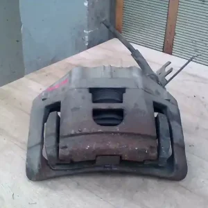 AUDI A8 2003.01.01-2010.02.28 Jobb első féknyereg munkahengerrel 4 ajtós,3,0d bontott alkatrész Olcsó