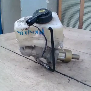 Biztonságos fizetés BMW 3 (E90, E91) 2005.03.01-2008.08.31 Főfékhenger 2.0i bontott alkatrész