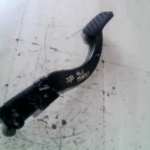 BMW 520 Fékpedál 2.0d bontott alkatrész Biztonságos vásárlás