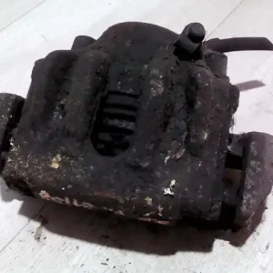 BMW E36 89-00 Jobb első féknyereg munkahengerrel bontott alkatrész Szuper ajánlat