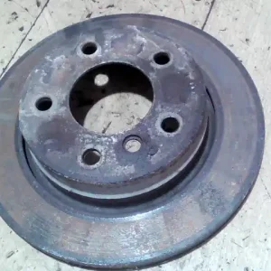 BMW E46 98-05 Hátsó féktárcsa2.0i bontott alkatrész Expressz kézbesítés