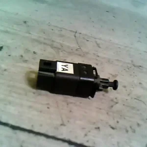 CHEVROLET LACETTI Féklámpa pedál kapcsoló bontott alkatrész Legnépszerűbb