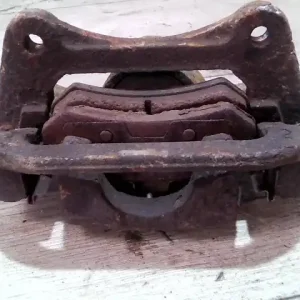 CHEVROLET LACETTI 2004.01.01-2010.01.01 Bal hátsó féknyereg munkahengerrel bontott alkatrész Kedvezmény