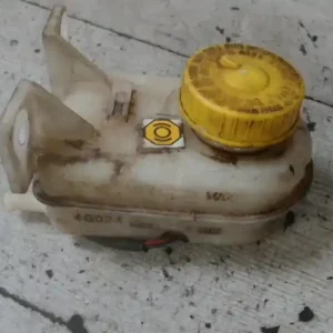 Árengedmény CHEVROLET Tacuma 02-08 Fékfolyadék tartály 1.6 b bontott alkatrész