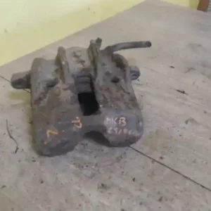 Gyors kiszállítás CITROEN BERLINGO 96-02 Bal első féknyereg munkahengerrel 2.0 d bontott alkatrész