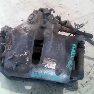 CITROEN C5 05- Bal első féknyereg munkahengerrel 2.2d bontott alkatrész Legjobb ár