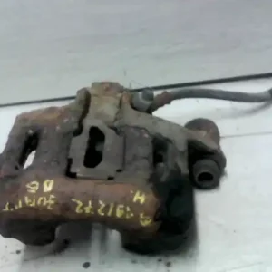 Árengedmény CITROEN Jumpy95-03 Bal első féknyereg munkahengerrel 1.9d hűtött tárcsáhozbontott alkatrész