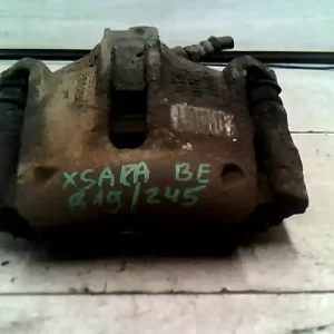 CITROEN XSARA 00.11-04.12 Bal első féknyereg munkahengerrel bontott alkatrész Alacsony ár