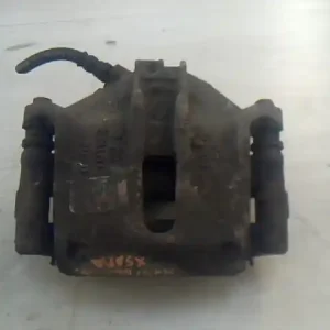 CITROEN XSARA 00.11-04.12 Jobb első féknyereg munkahengerrel bontott alkatrész Újdonság