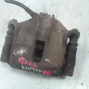 Expressz szállítás CITROEN XSARA 00.11-04.12 Jobb első féknyereg munkahengerrel 1.6ibontott alkatrész