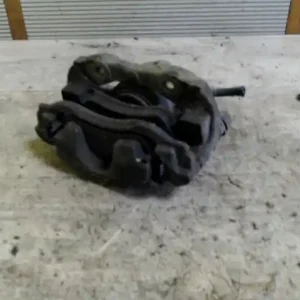 CITROEN XSARA 00.11-04.12 Jobb első féknyereg munkahengerrel abs-es bontott alkatrész Rendeld meg most