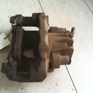 Kiárusítás CITROEN XSARA 97.11-00.10 Bal első féknyereg munkahengerrel bontott alkatrész