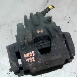 CITROEN XSARA 97.11-00.10 Bal első féknyereg munkahengerrel 1.6i bontott alkatrész Alacsony ár