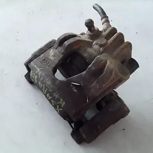 Kedvezmény CITROEN XSARA 97.11-00.10 Jobb első féknyereg munkahengerrel bontott alkatrész