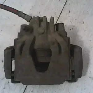 Gyors kiszállítás CITROEN XSARA 97.11-00.10 Jobb első féknyereg munkahengerrel bontott alkatrész