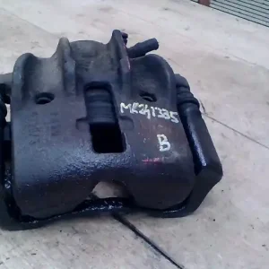 Rendeld meg most CITROEN XSARA PICASSO -04 Bal első féknyereg munkahengerrel 2.0d bontott alkatrész