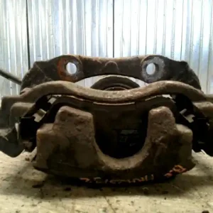 Ne maradj le CITROEN XSARA PICASSO -04 Bal első féknyereg munkahengerrel bontott alkatrész