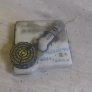 CITROEN XSARA PICASSO -04 Fékfolyadék tartály 2.0 d bontott alkatrész Végkiárusítás