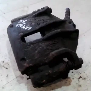 Alacsony ár CITROEN XSARA PICASSO -04 Jobb első féknyereg munkahengerrel bontott alkatrész