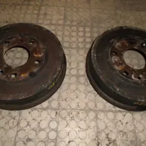 Azonnali szállítás DACIA DUSTER Hátsó fékdobbontott alkatrész